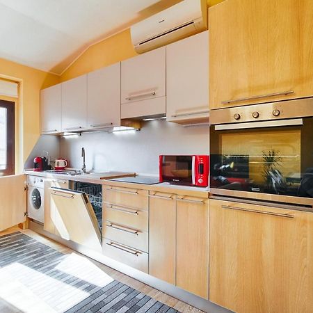 Frida Apartment Nuovo Luminoso Con Vista Aperta Trieste Extérieur photo