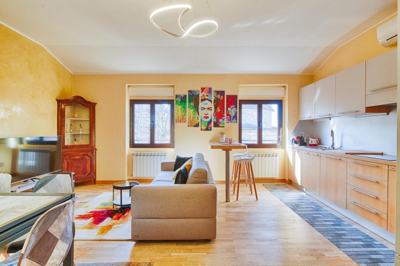 Frida Apartment Nuovo Luminoso Con Vista Aperta Trieste Extérieur photo